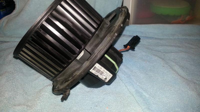 E90 2007 bmw 328i blower motor factory oem part # : 64 11 9 227 670