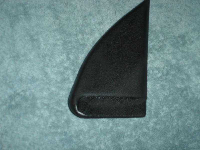 85 86 87 88 isuzu i mark passenger side mirror interior trim