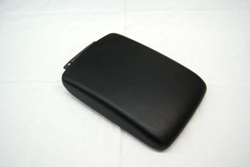 2010-2012 subaru impreza arm rest