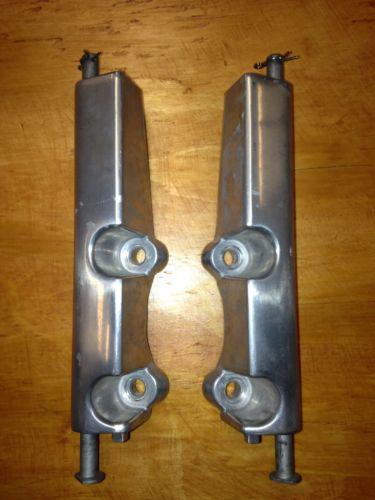 Honda goldwing oem passenger footboard holders l&r 2001-2012 model free shipng!