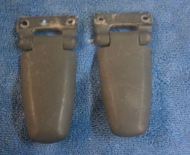 Ford expedition rear glass hinge 97-02