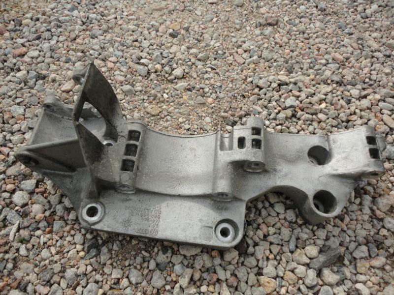 1999 jetta volkswagon engine accessory bracket 2.0 oem 