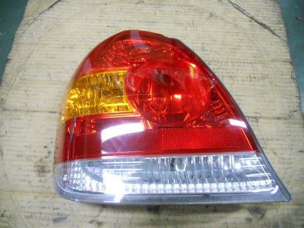 Toyota platz 2003 rear left combination lamp [7915600]