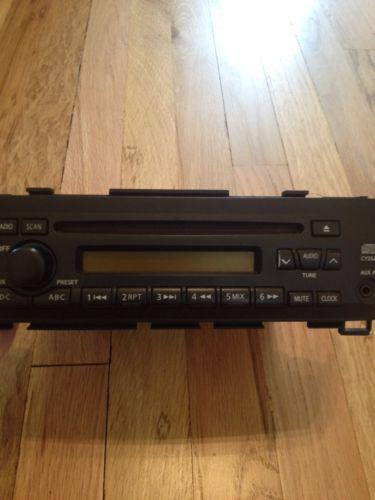 Nissan sentra pn-2591m 00-06 in-dash radio cd player cy08b