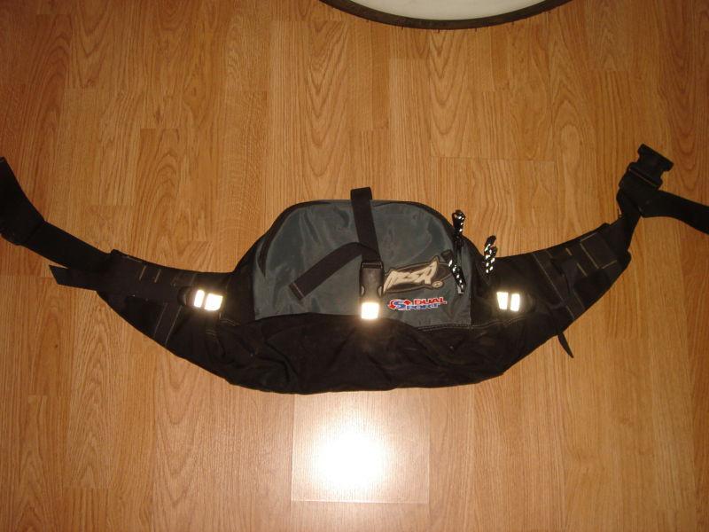 Msr dual sport padded waist pack w/ two large compartments