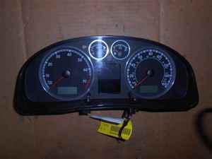 04-05 volkswagen passat 1.8l 2.8l mph speedometer part# 3b0920929b 70k miles