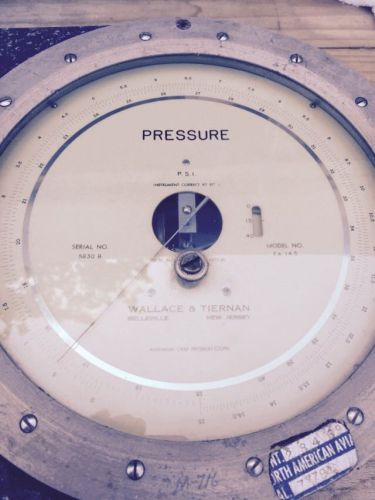 10 1/2&#034; north american aviation ww ii rare pressure guage wallace&amp;tiernan