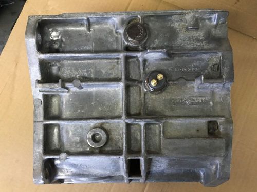 Borg warner oem ford nwc t5 main case housing 13-52-065-904 non world class