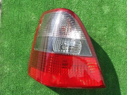 Honda odyssey 2001 rear left combination lamp [3415600]