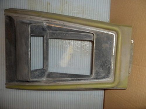 1971 71 1972 72 1973 mustang cougar floor console shift bezel d1zb-65044c74-awa