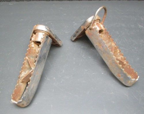 Suzuki lt250r 1986 pair of pegs