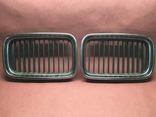 1992 -1996 bmw e36 m3 3 series kidney grille grill set 51138122237 5138122238