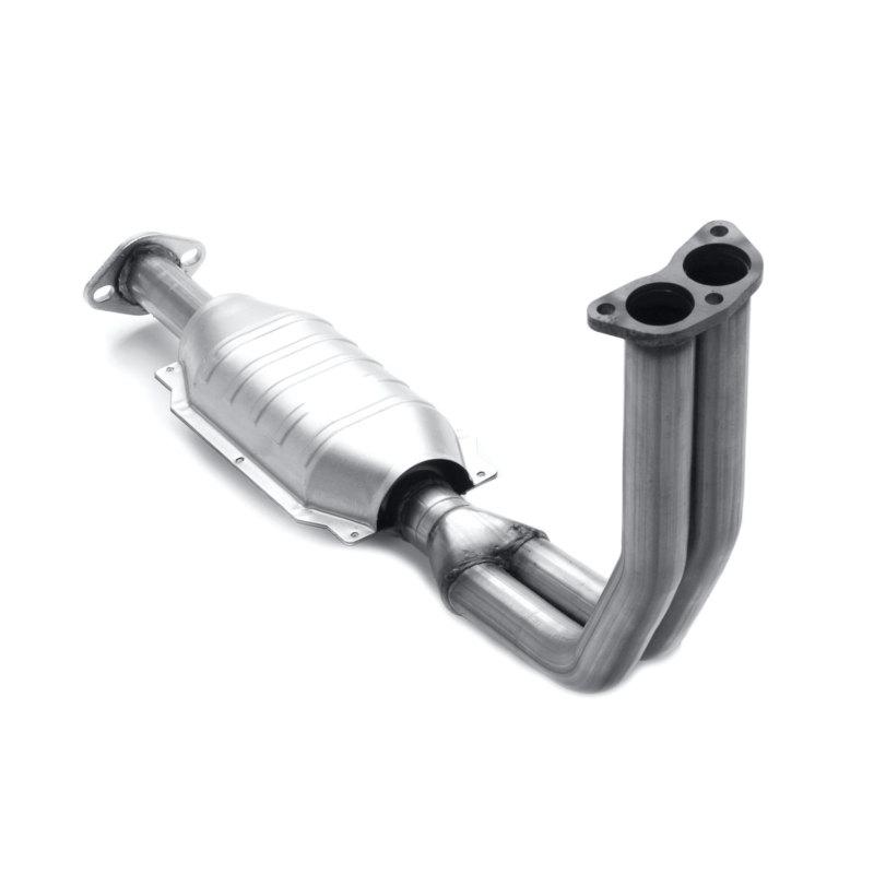 Magnaflow 39618 direct fit california catalytic converter  89-95 tracker/sidekic