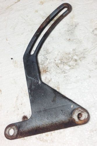 1994  yamaha stern drive 5.7 v8  alternating mount bracket