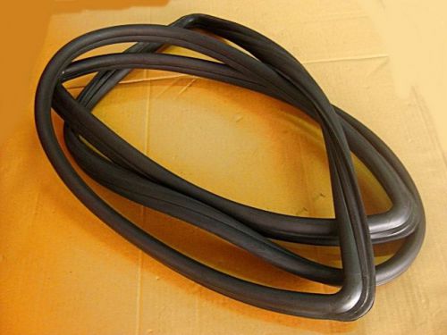 T/t celica ta22 ta23 ra20 ra23 1971-1977 front windshield weatherstrip rubber