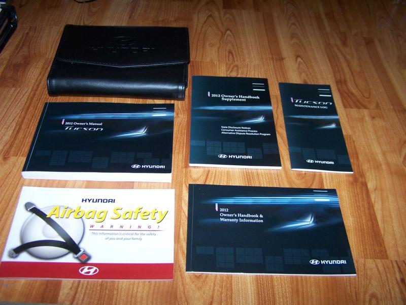 2012 hyundai tucson owners manual set with case free shipping