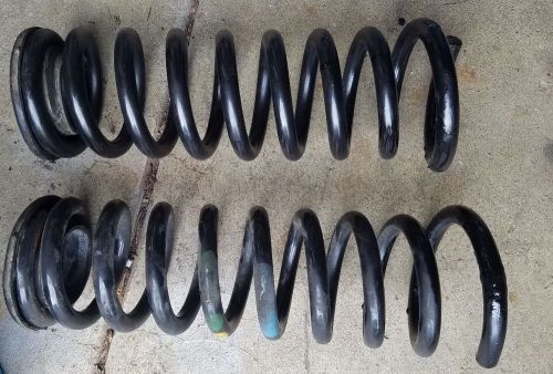 1995-1999 mercedes w140 s500 set of  2 rear coil springs left right sls oem