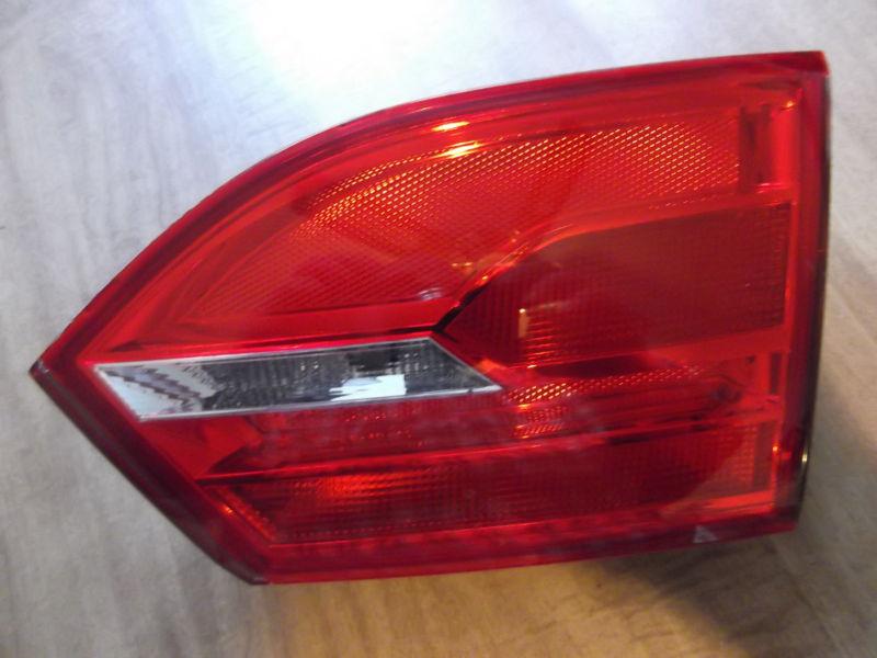 Vw mk6 11 12 oem jetta driver side right rh tail light trunk mounted 5c6 945 094