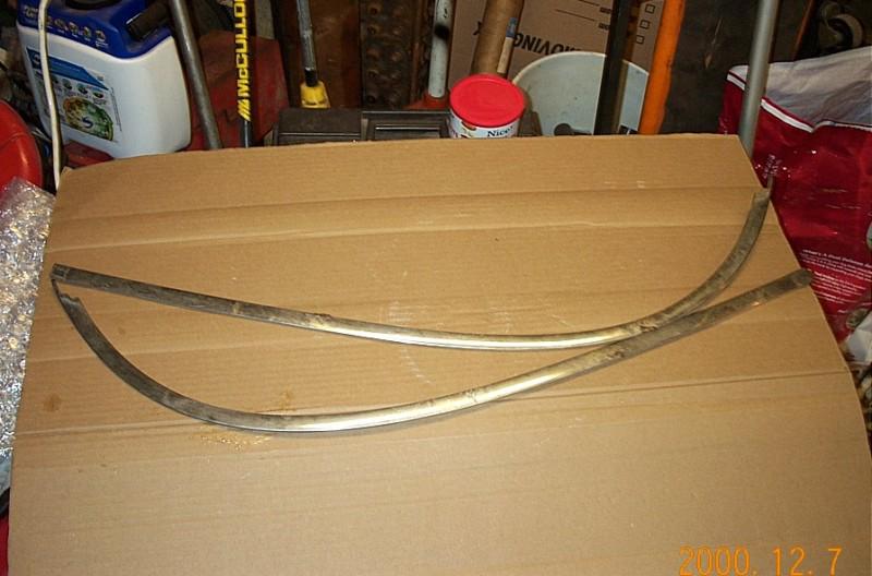 Chevy lower windshield trim 1962 2dr hdtp 1961