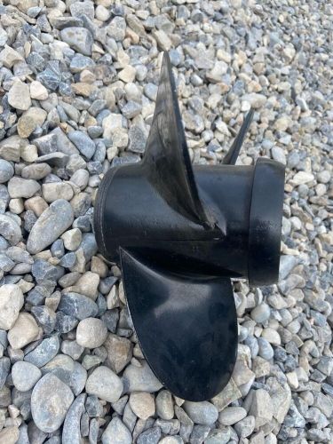 Omc johnson/evinrude aluminum propeller 14&#034; x 13p 13 spline