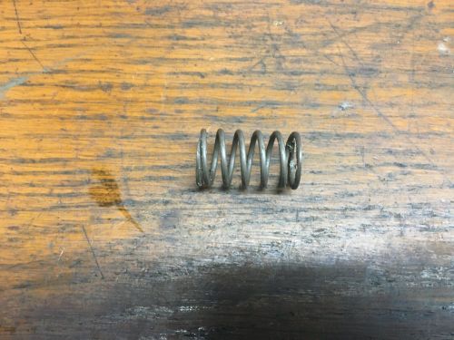 1965 omc evinrude johnson handle twist grip spring 6hp 301656-