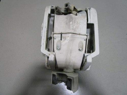 0389334 evinrude johnson outboard swivel stern bracket assembly 0325594 0325595