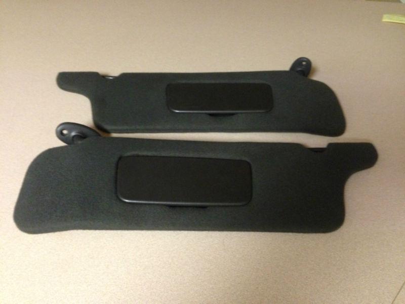 99-04 ford mustang charcoal black sun visors lh rh pair