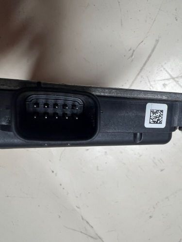 2016-2018 lexus es350 es300h right blind spot monitor radar sensor  oem