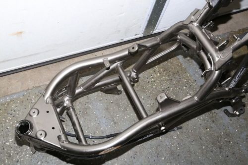 17-23 (2022) suzuki sv650 main body frame chassis slvg