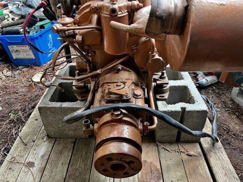 Volvo penta 2 cylinder  md7b marine diesel engine with transmission 17 hp