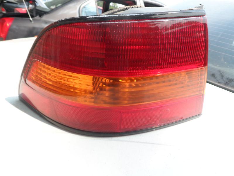 1997 1998 1999 lexus es300 left outer tail light nice oem!!