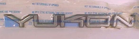 Nos gm #15974642  yukon rear  nameplate 1992-1999