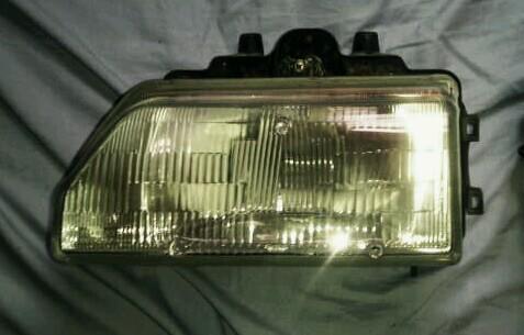 1986-1987 honda crx l/h headlight assembly .