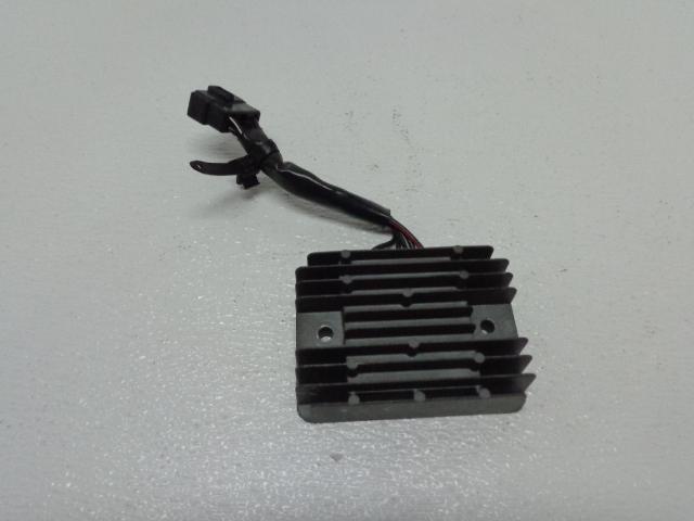 2001 2002 suzuki gsxr 1000 rectifier voltage regulator oem free shipping z195