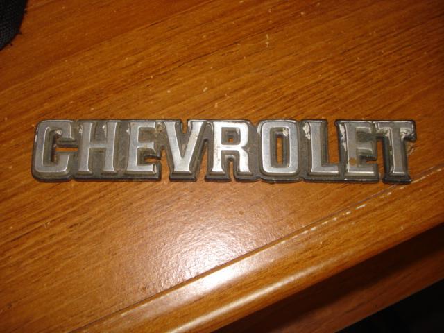 Vintage chevrolet emblem 4 1/2"