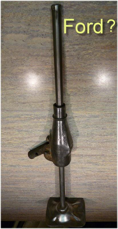 1930s- 1940s oem auscolift jack with and base need small repair works! ford?