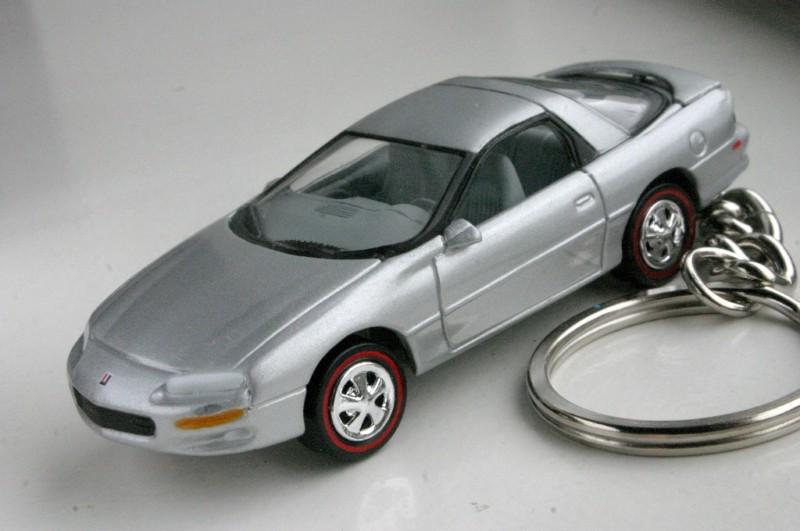 1998 camaro coupe silver 98 99 2000 chevy * diecast keychain