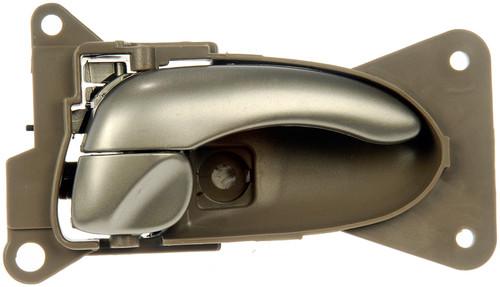 Int door handle front/rear right altima beige platinum# 1230999