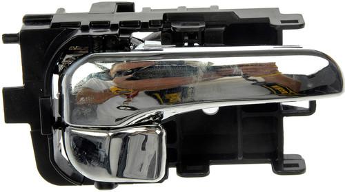 Int door handle front/rear right sentra black/chrome platinum# 1230275