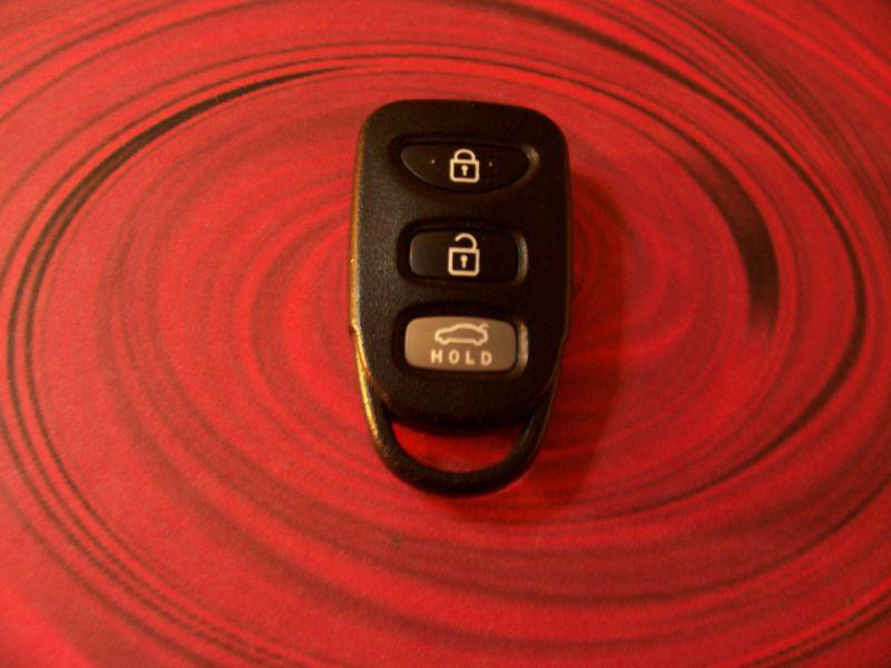 Keyless remote 11 2011 hyundai sonata 94530-3q001 fcc id: osloka-950t