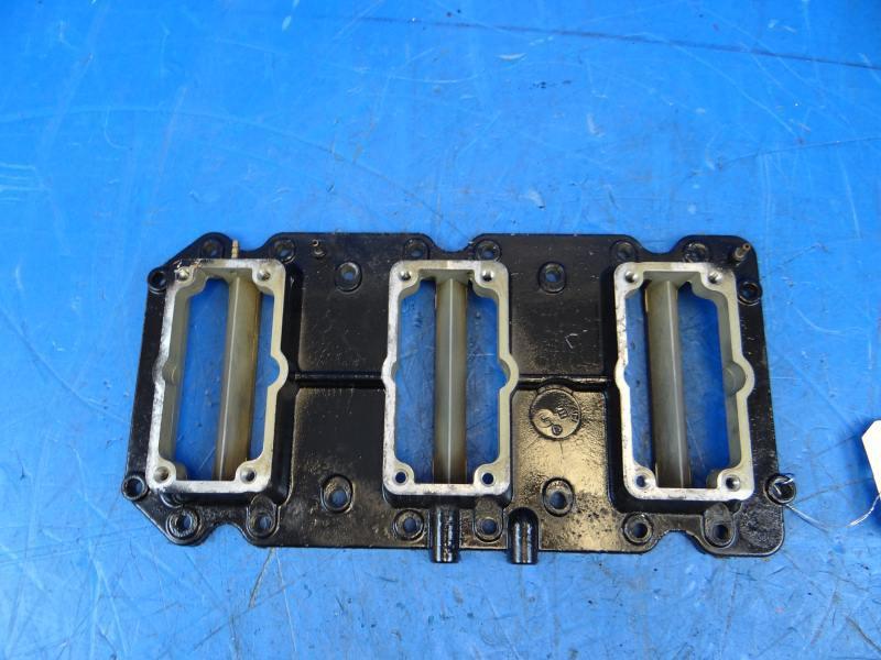 Mercury sport jet 240 efi 2000 -reed block adaptor plate # 12124a-3 marine oem 