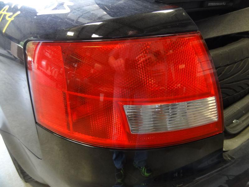 Tail light driver (left) 2003 audi a4 convertible