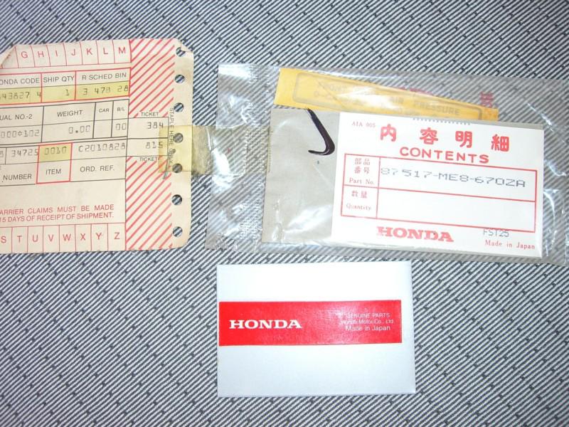 Honda cx650 fork label decal mark oem nos  87517-me8-670za  gold with clear