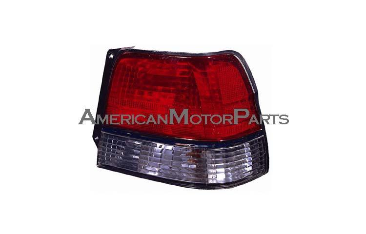 Right passenger side replacement tail light lamp 98-99 toyota tercel 8155016630