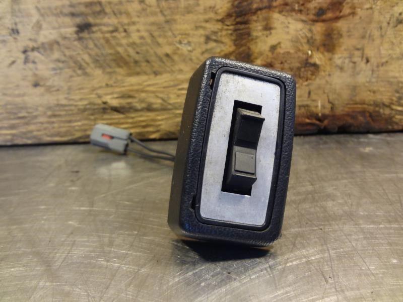 88 mustang drivers left power seat switch  208290