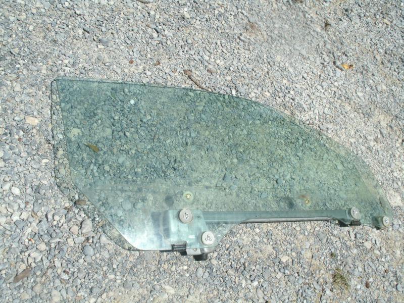 1982-1992 camaro r/h passenger side door window with rail 