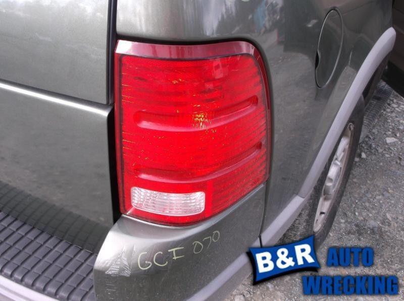 Right taillight for 02 03 04 05 ford explorer ~ 4 dr exc. sport trac 4953160