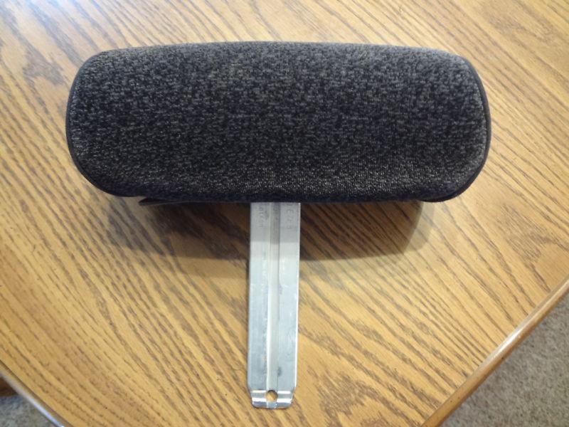 1994-1998 mustang gray cloth headrest