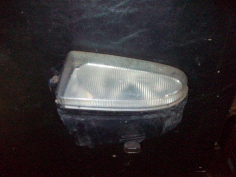 2001 chrysler pt cruiser drivers fog light