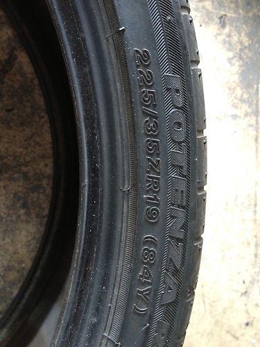 225/35/19 bridgestone potenza re050a 90% tread life